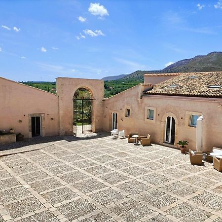 Ballium Luxury Relais Avola Eksteriør bilde