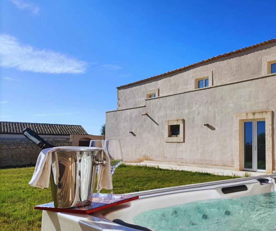 Ballium Luxury Relais Avola Eksteriør bilde