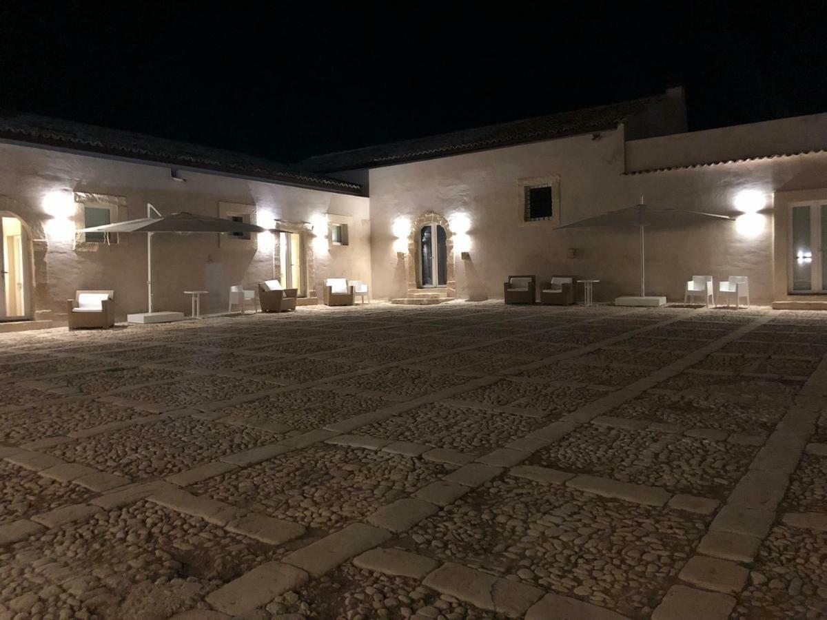 Ballium Luxury Relais Avola Eksteriør bilde